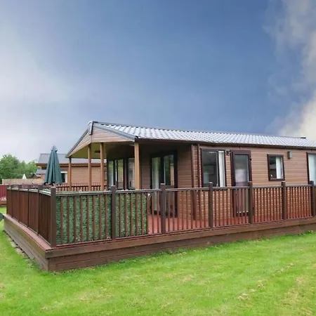 Heron With Hot Tub Casa de Férias Malton